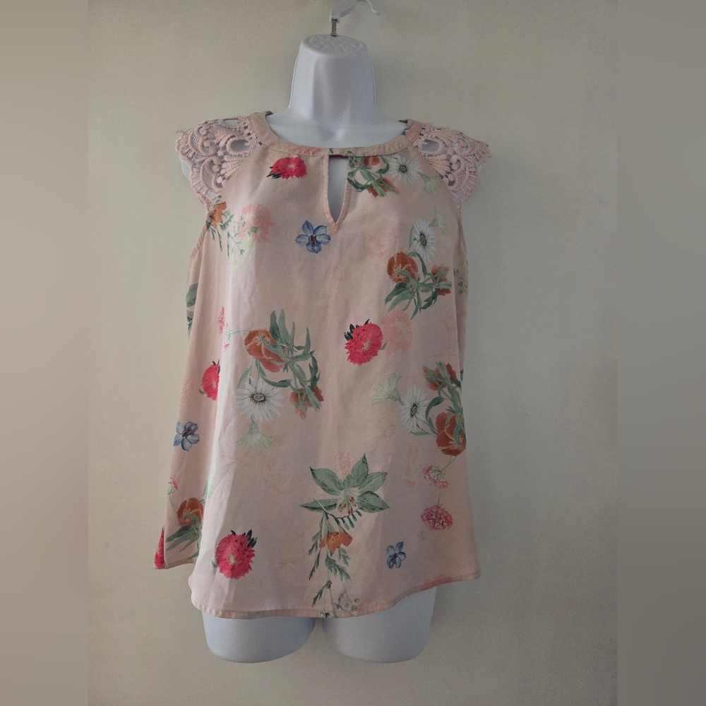 Express Floral Lace Sleeve Top Size Medium